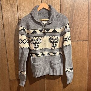 TNA Gray and Cream Zip-Front Sweater